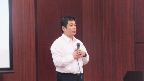 吉田様　特別講演